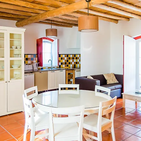 Szálloda Casa Da Padeira *