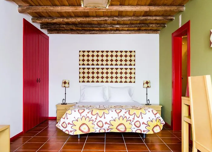 Casa Da Padeira Hotel *